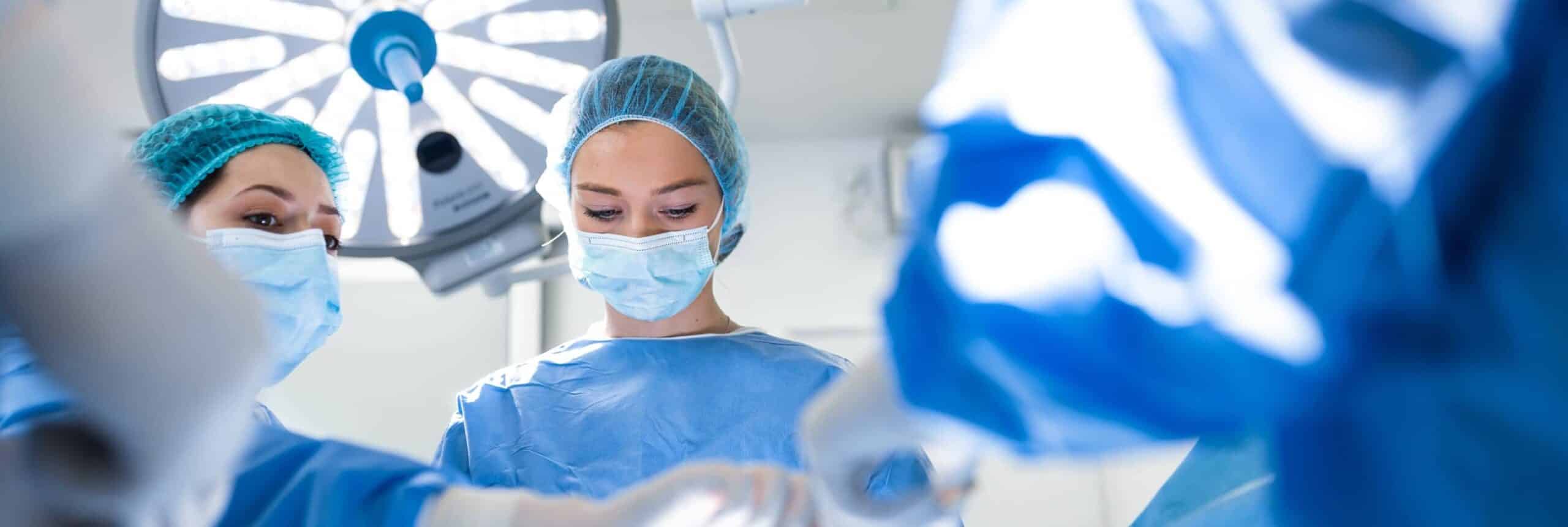 Retrait de kyste : comment se préparer ? | Centre chirurgie dermatologique | Paris