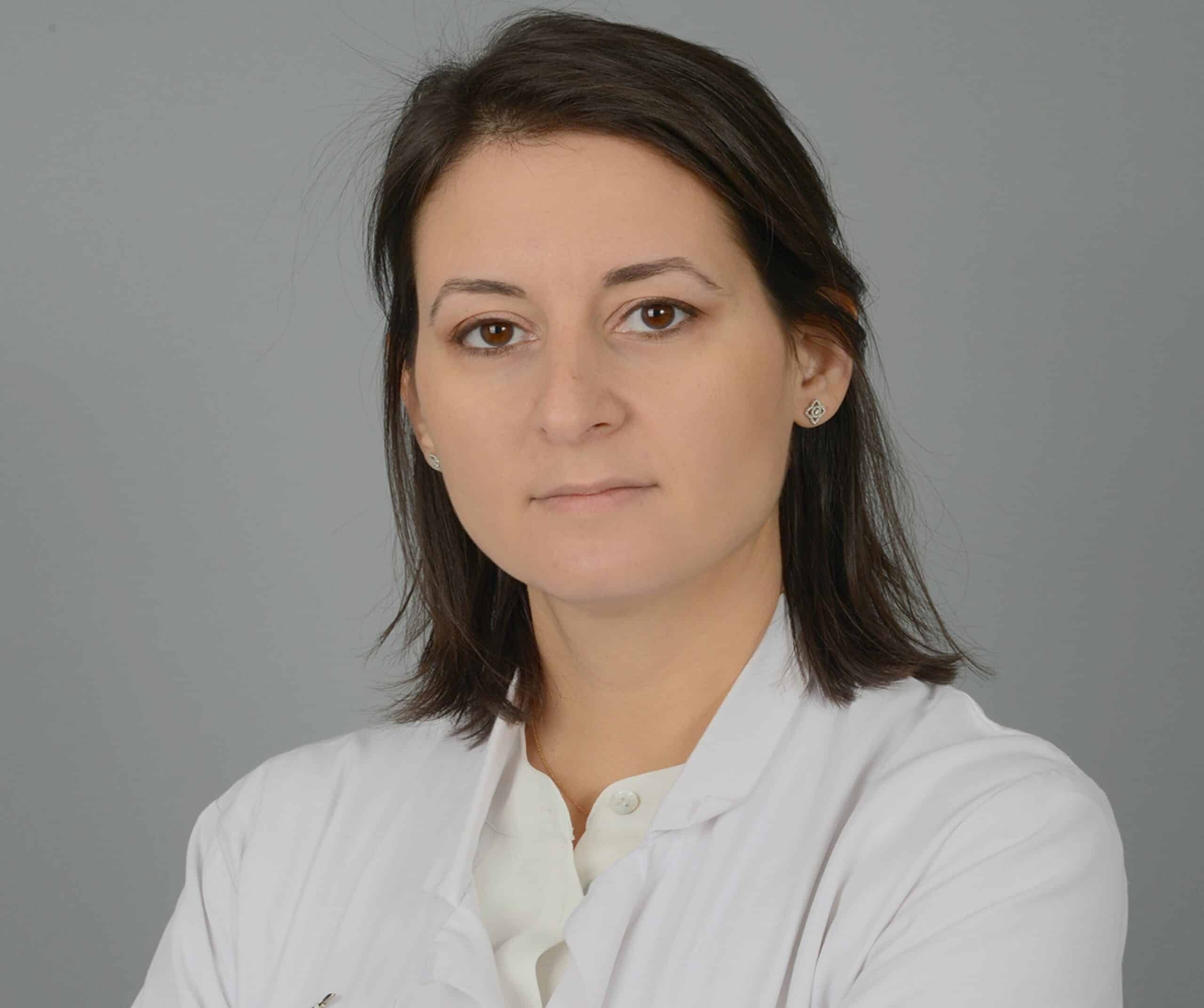 Découvrez l’expérience du Dr Benmoussa-Rebibo | Centre de chirurgie Dermatologique